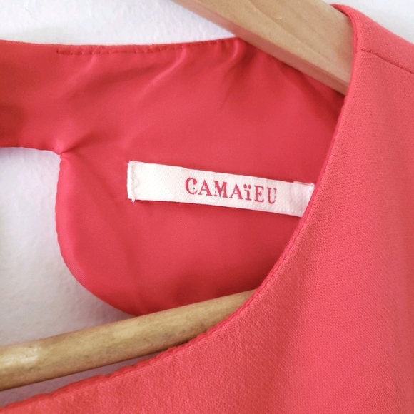 Coral Scalloped Open Back Dress - Picture 3 of 5